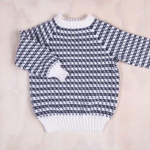 Stickad tröja Oskar – garnpaket i Bluum Soft Merino Ull