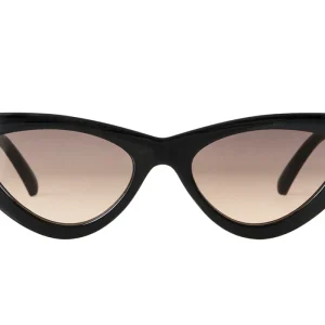 S-SCARLETT black solid Sunglasses few in stock!