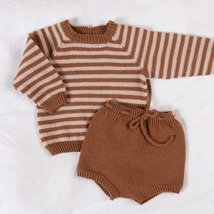 Stickat set Tröja och blöjbyxa ränder – garnpaket i Bluum Soft Merino Ull