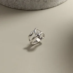ASTRA CRYSTAL SILVER RING