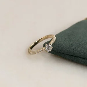 CLASSIC 6-PRONG ALLIANCE LAB-DIAMOND RING - 0.7ct - YG