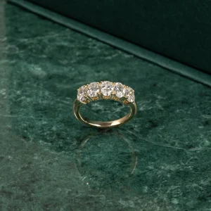 FIVE STONE OVAL-CUT LAB-DIAMOND RING - 2.0ct - YG